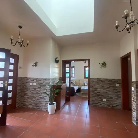 El Alamo | Heated Pool| Bbq | Fireplace | Hiking *